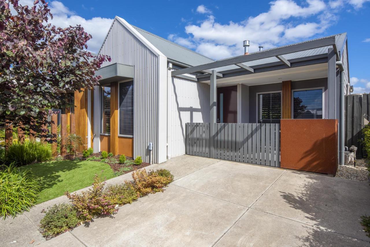 Mews Cottages Gisborne Exterior foto
